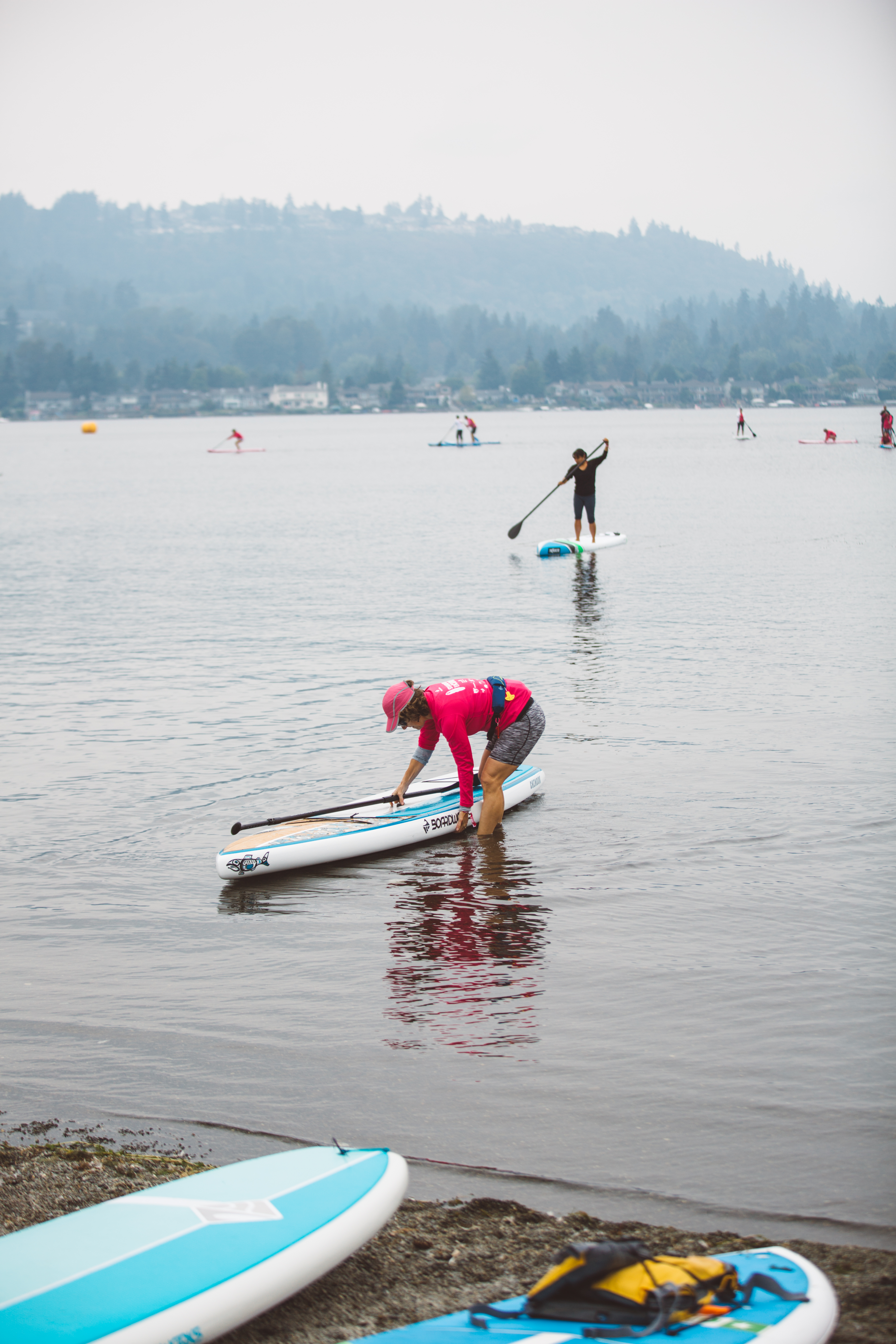 Photos It's a Sea of Pink as Hundreds Stand Up for A Cure on Lake Sammamish Seattle Refined