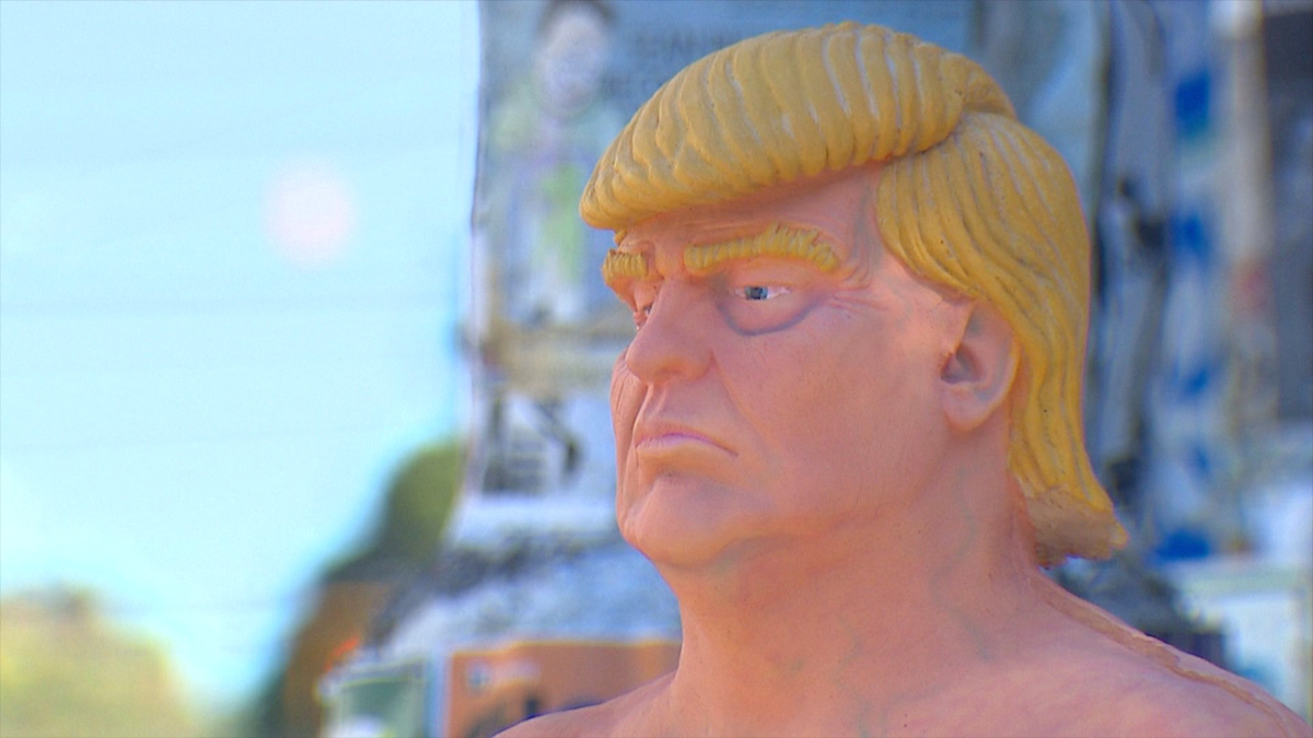 Naked Donald Trump Statue Leaves Seattle S Capitol Hill Komo Hot Sex