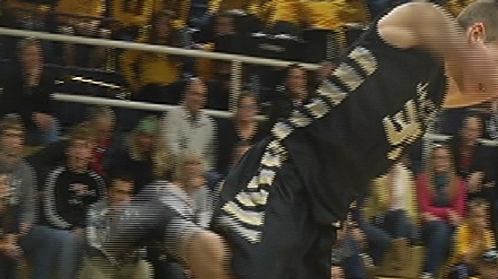 HANG.jpg