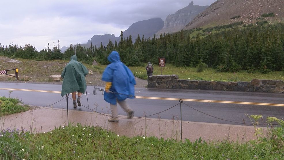Visitors enjoy Glacier National Park on free admission day - NBC Montana thumbnail