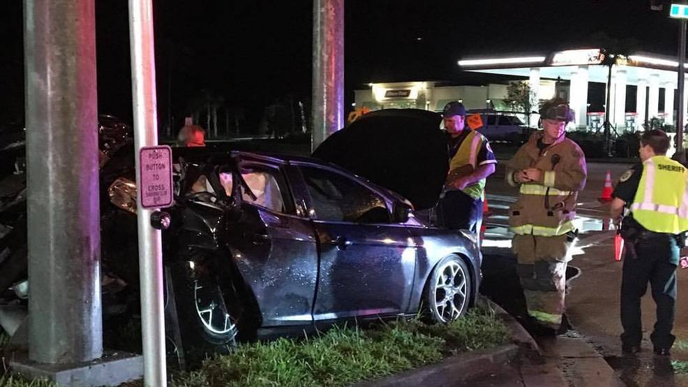 2 people transported to hospital after car crash WTVX