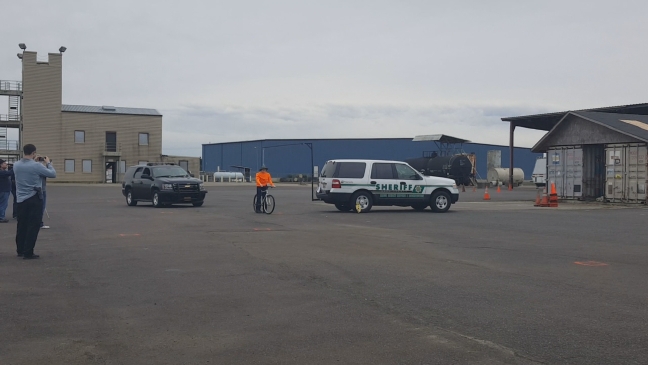 Video: Accident reconstruction with crash dummies