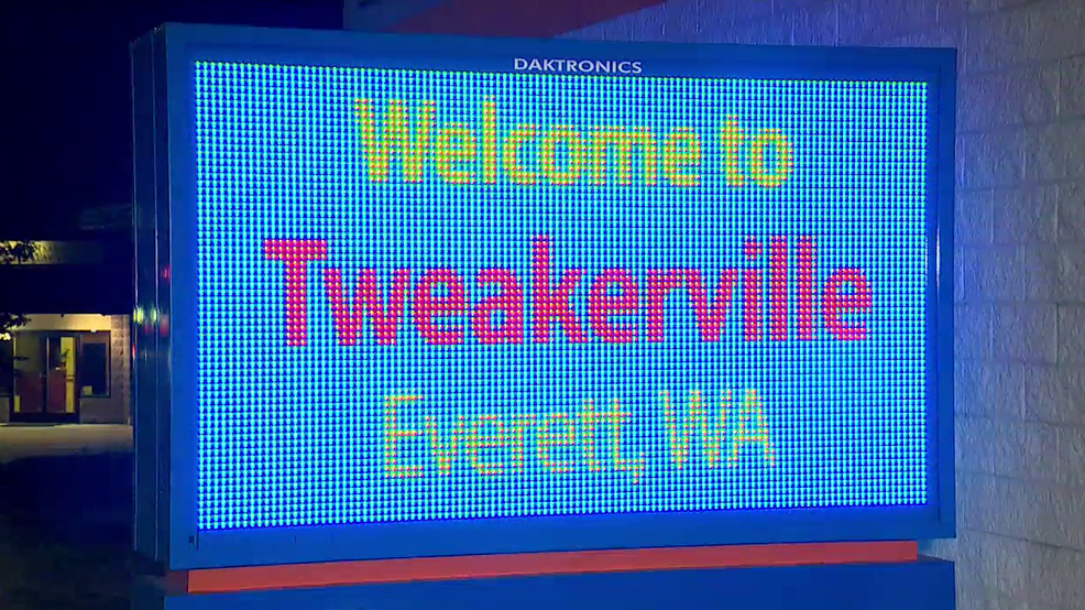 Everett Tweakerville sign KOMO 800.png Everett Tweakerville sign KOMO 800.png