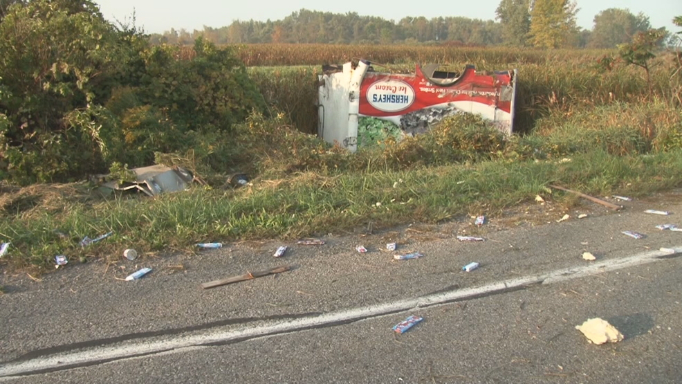 Ice cream truck crashes, spills treats on Genesee County road WHAM