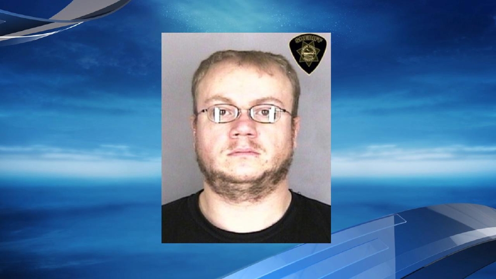 OSP Convicted felon found with gun after pepperspraying trooper