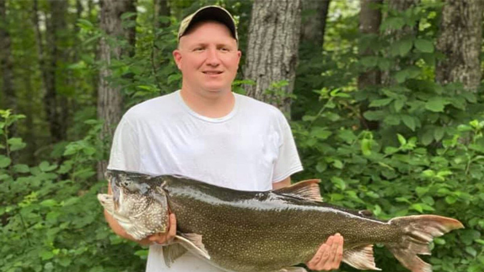 Maine man shatters 62yearold state record reeling in 39pound lake